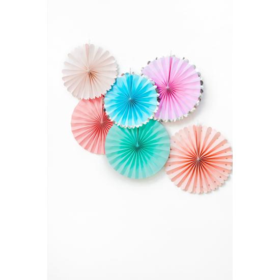 3 abanicos de papel decorativos azul turquesa