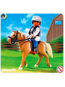 5109 Haflinger con Establo Verde y Beis PLAYMOBIL