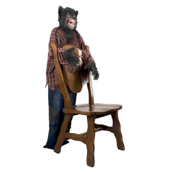 Figura de hombre lobo decorativa