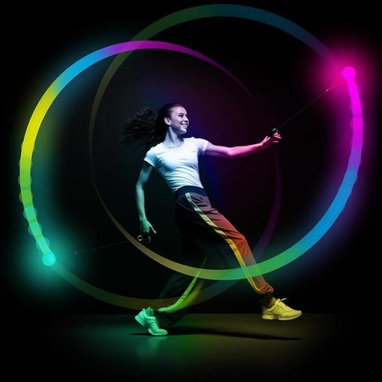 Bola de Danza con LEDs Multicolor (7 cm) - Accesorio Luminoso para Fiestas