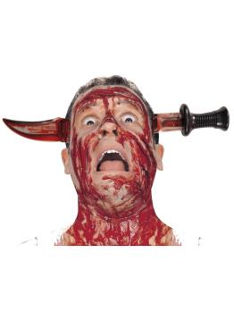 Cuchillo Ensangrentado que Atraviesa la Cabeza