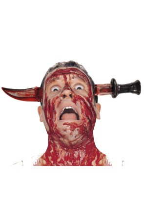 Cuchillo Ensangrentado que Atraviesa la Cabeza