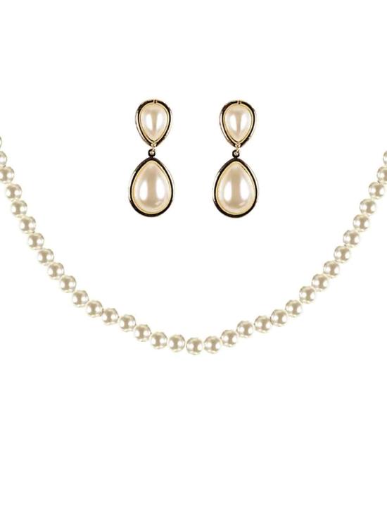 Juego Collar y Perlas  .