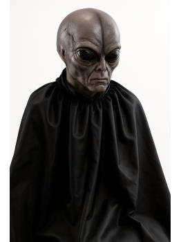 máscara de látex extraterrestre con solapa de cartón